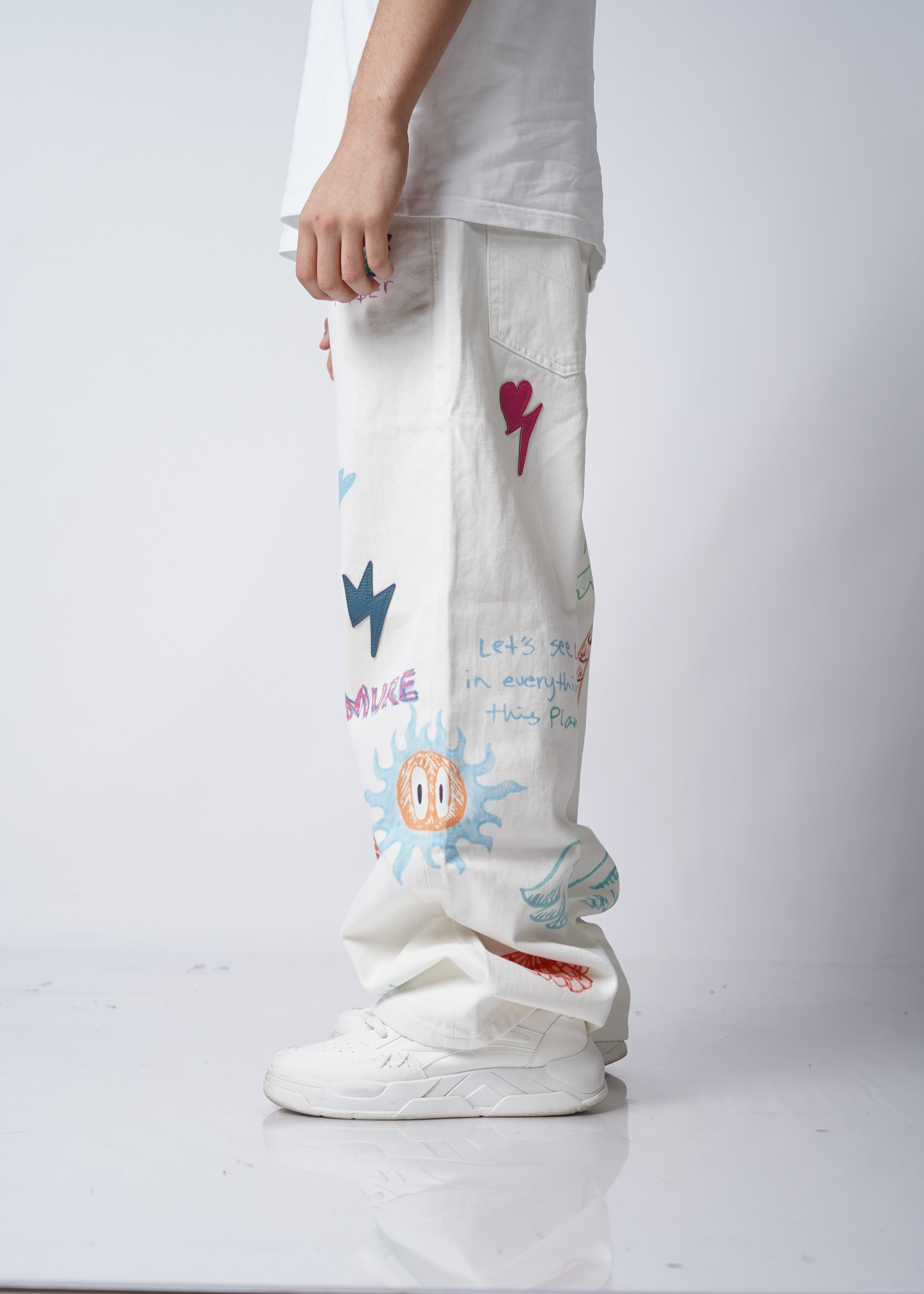 ג׳ינס ציורים לבן ״ painting״