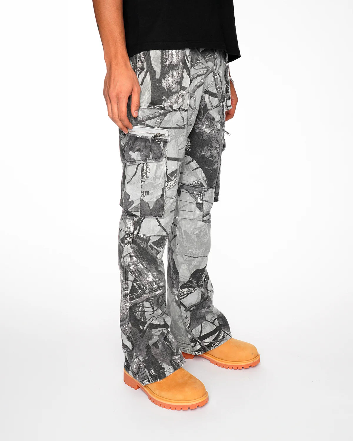 ג'ינס שחור בעיצוב עצים “AUTUMN”