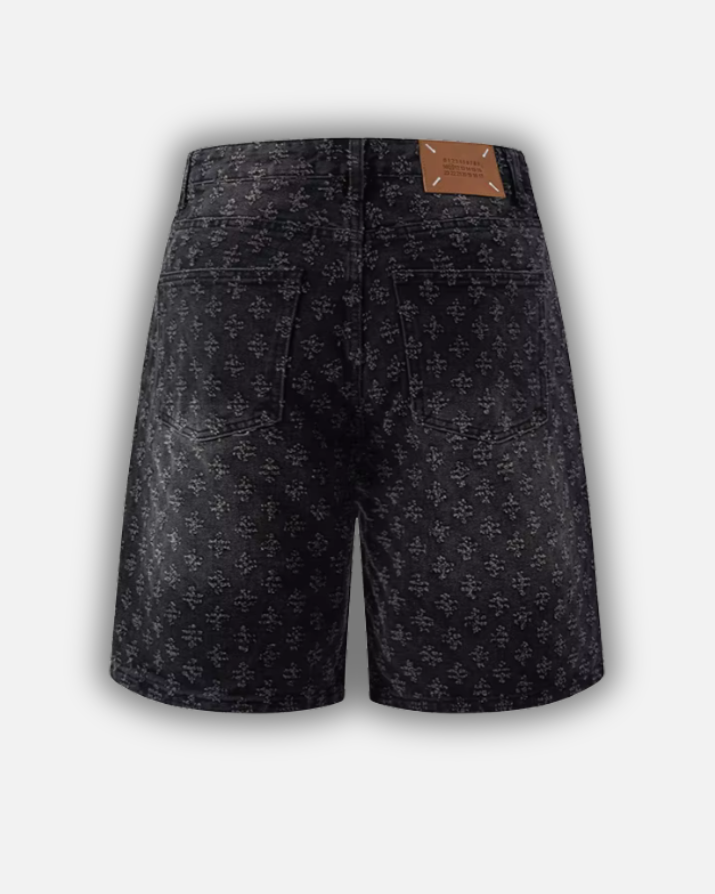 ג’ינס אובר סייז קצר עם הדפס כוכבים שחור ״STARLIGHY”