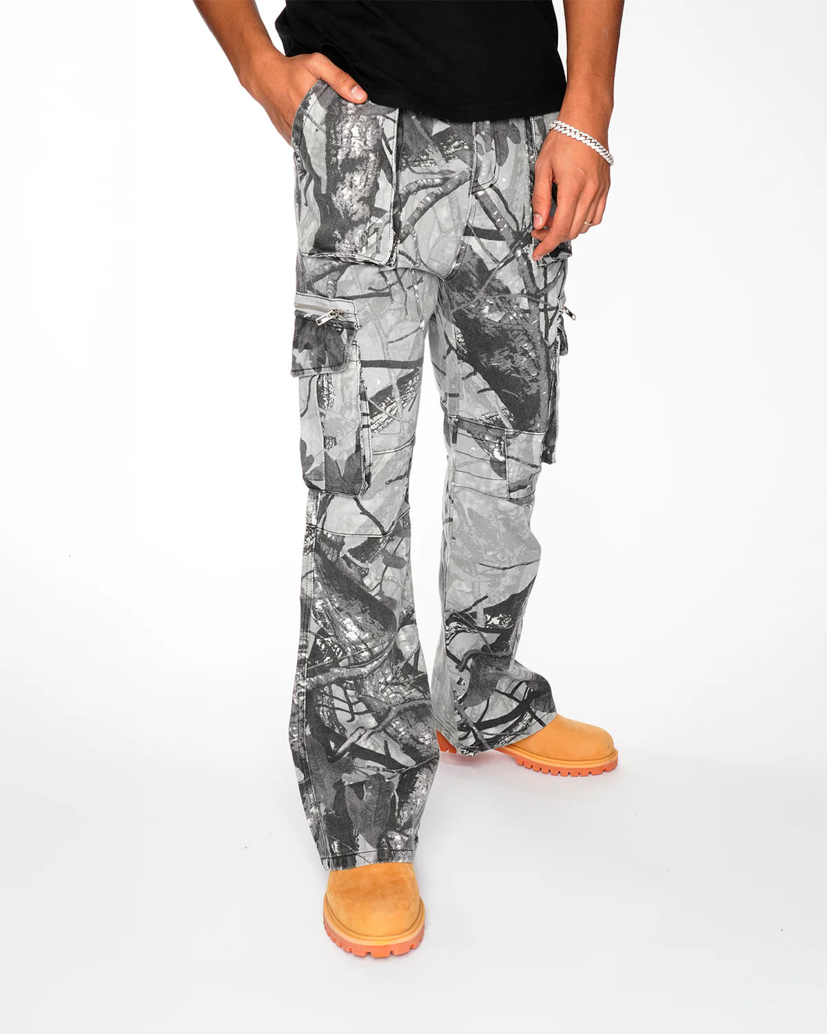 ג'ינס שחור בעיצוב עצים “AUTUMN”