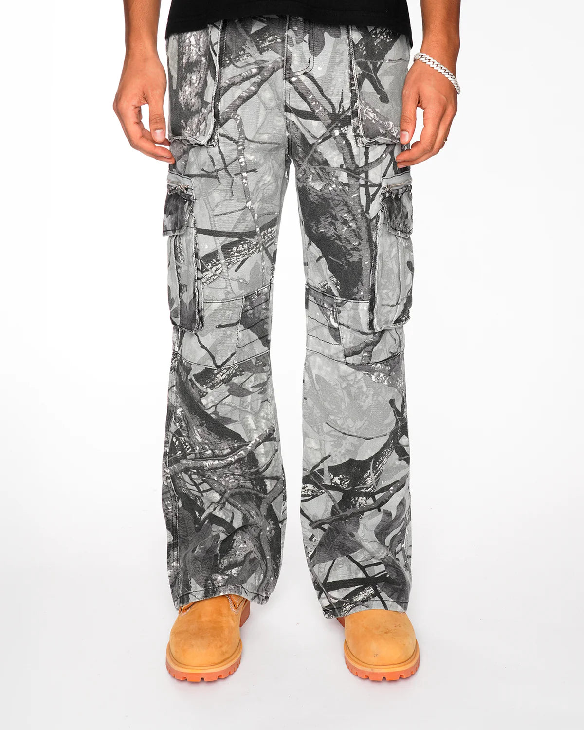 ג'ינס שחור בעיצוב עצים “AUTUMN”