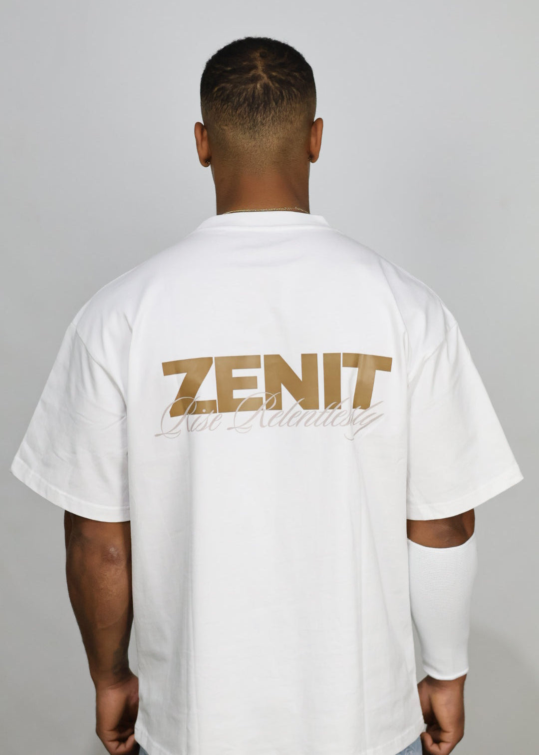 חולצת אוברסייז לוגו זהב ״gold”