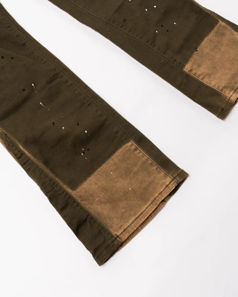 “green” ג'ינס אוברסייז ירוק עם שילוב ירוק זית