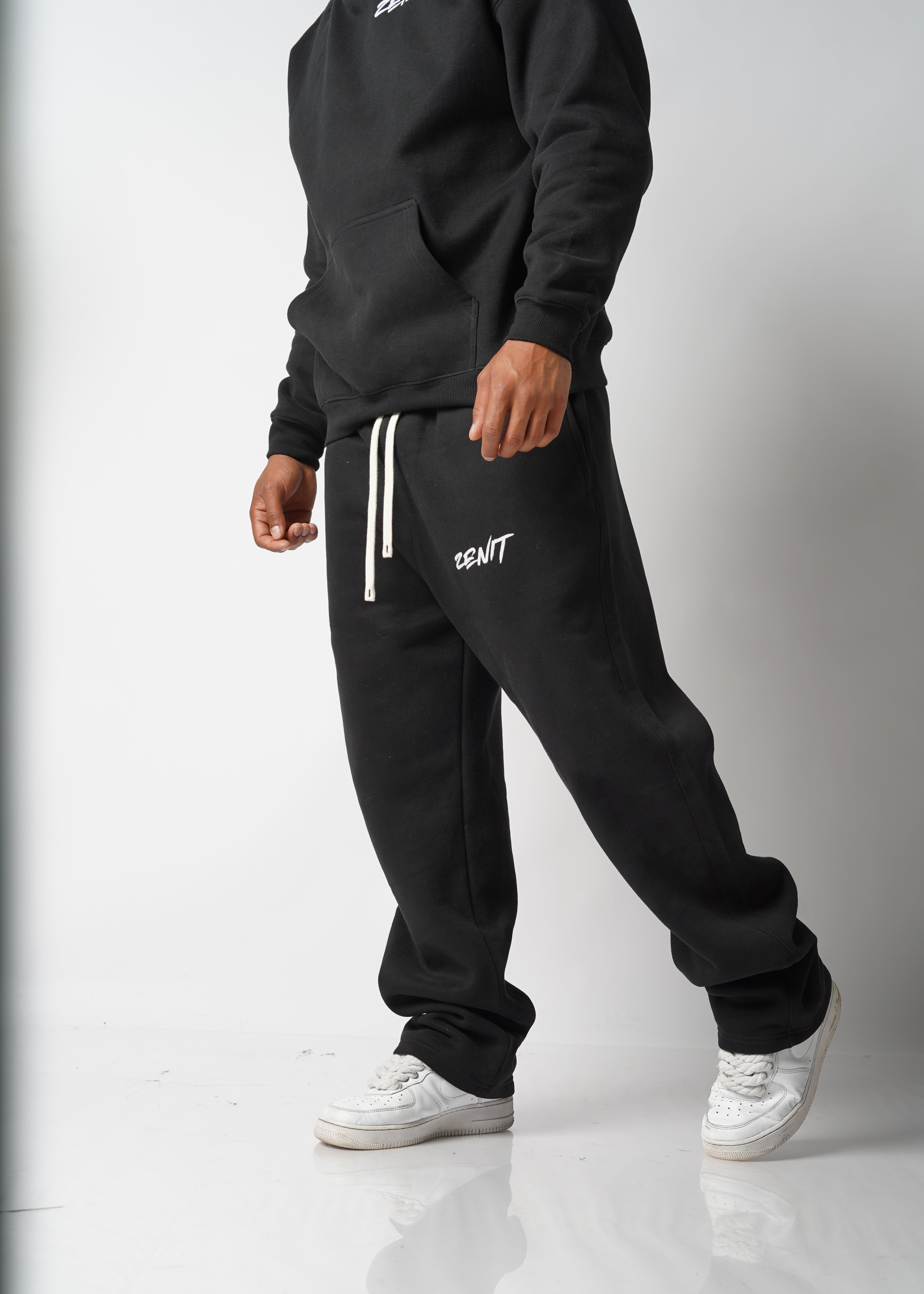 מכנס טרניג שחור "black"